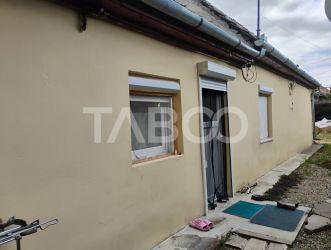 Casa individuala de vanzare cu 2 camere 1150 mp teren Seica Mare Sibiu