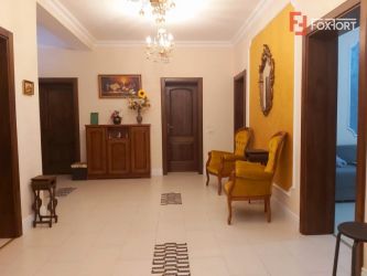 Casa individuala de vanzare, Dumbravita - V1051