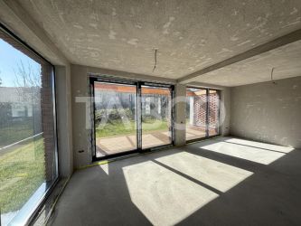Casa individuala de vanzare Gruia in zona semicentrala