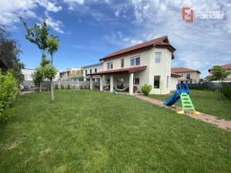 Casa individuala de vanzare in Dumbravita.