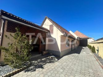 Casa individuala de vanzare mobilata si utilata cu teren de 867 mp