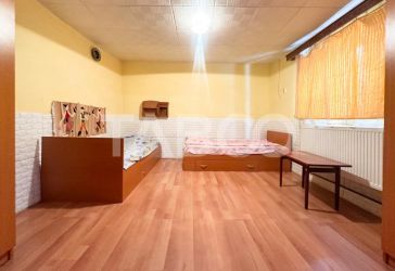 Casa individuala de vanzare  posibilitate mansardare