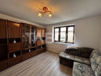 Casa individuala de vanzare renovata in 2024 Slimnic