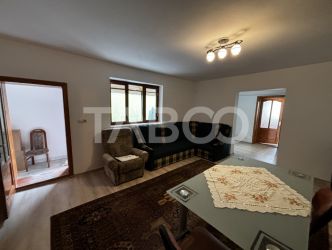 Casa individuala de vanzare renovata in 2024 Slimnic
