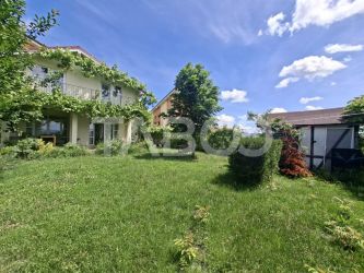 Casa individuala de vanzare - Sura Mica- 4 camere si 490 mp teren