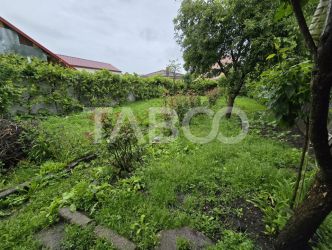 Casa individuala de vanzare teren 561 mp garaj pivnita Central Sibiu