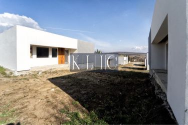 Casa individuala de vanzare un nivel 3 camere 105 mpu in Tocile Sibiu