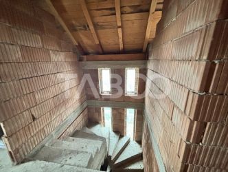 Casa individuala de vanzare zona deosebita in Sura Mare Sibiu