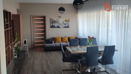 Casa individuala deosebita cu 6 camere in Ghiroda