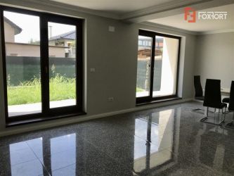 Casa individuala la cheie cu 3 camere de vanzare zona Dumbravita Neg. 