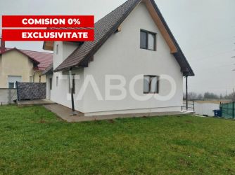 Casa individuala noua 4 camere P+M 144 mpu curte libera 416 Cisnadie