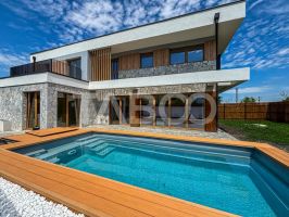 Casa individuala premium in Sannicoara cu piscina si curte generoasa