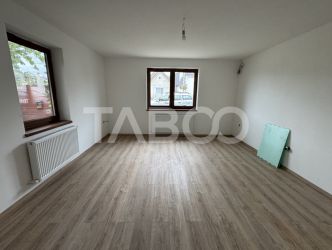 Casa individuala renovata de vanzare teren de 1397 mp Cristian Sibiu