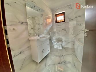 Casa individuala Sanmihaiu Roman toate utilitatile