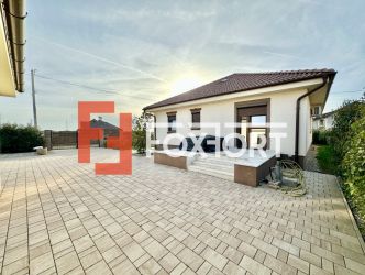 Casa individuala superba - 573 mp teren - Pozitie excelenta Mosnita No