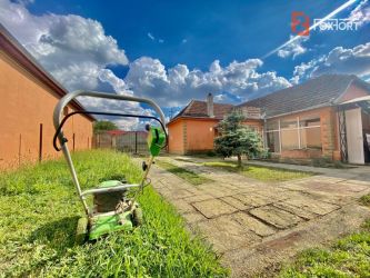 Casa individuala Utvin, curte mare - V2352