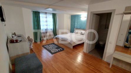 Casa insiruita pe 3 nivele cu etajele 1 si 2 in regim hotelier Strand