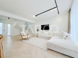 Casa la cheie de vanzare parcare in cartierul Borhanci  