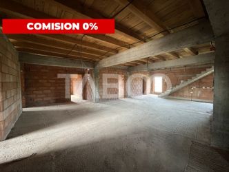 Casa la rosu P+1E+Pod 9 camere 5 bai 832mpu 4 terase curte Mihalt Alba