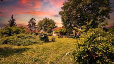 Casă la țară de vânzare în Tartășești – refugiu de relaxare 