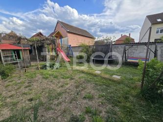 Casa mobilata de vanzare 150 mpu teren 450 mp garaj Piata Cluj Sibiu