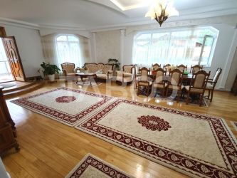 Casa mobilata si utilata - 5 camere spatioase 2 bai de inchiriat Sibiu