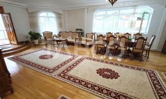Casa mobilata si utilata - 5 camere spatioase 2 bai de inchiriat Sibiu