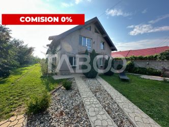 Casa noua 3 camere 300 mp anexe teren liber 1550 mp Margineni