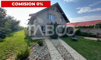 Casa noua 3 camere 300 mp anexe teren liber 1550 mp Margineni