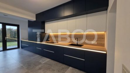 Casa noua de lux model deosebit de vanzare in Sebes
