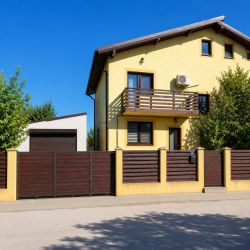 Casă P+1E cu 540 mp teren, garaj de 40 mp și curte amenajată – Dealul 