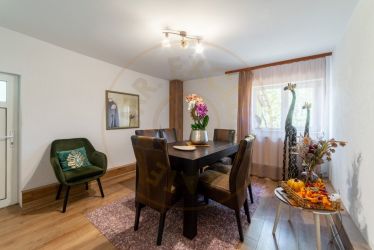 Casa pe parter cu teren generos - Topoloveni, Argeș