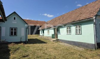 Casa si teren 1800 mpu cu utilitati si posibilitate de extindere