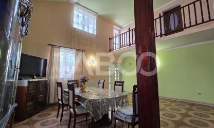 Casa singur in curte de vanzare 4 camere 159mp curte libera 725mp Daia