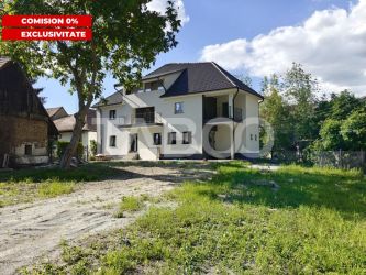 Casa spatioasa - aer curat si priveliste spre munti - teren 1203 mp