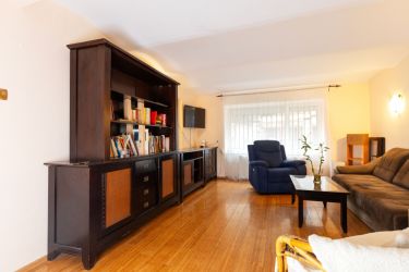 Casă tip boutique de închiriat – Brașov, Zona Schei