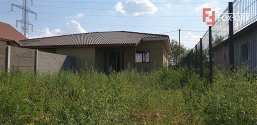 Casa tip duplex 3 camere de vanzare Mosnita Noua - ID V411