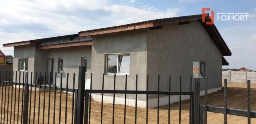 Casa tip duplex 3 camere Mosnita Noua - ID V340