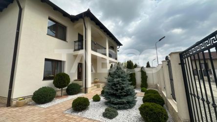 Casa tip duplex 4 camere moderna de zona Arhitectilor Sibiu