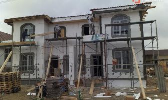 Casa tip duplex 5 camere de vanzare in Mosnita Noua