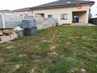 Casa tip duplex 6 camere Mosnita Noua - V633