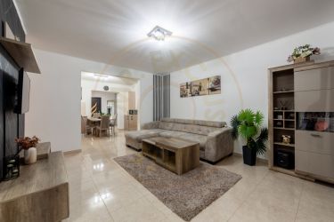 Casa tip duplex - Cartier Trivale - mobilată și utilată parțial 