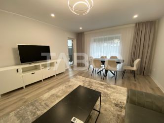 Casa tip duplex complet utilata si mobilata cu loc de parcare 