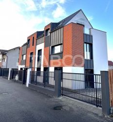Casa tip duplex cu 4 camere de vanzare in Cartierul Someseni