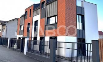 Casa tip duplex cu 4 camere de vanzare in Cartierul Someseni