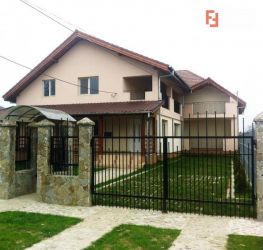 Casa tip duplex cu 4 camere de vanzare in MOSNITA VECHE - ID V92