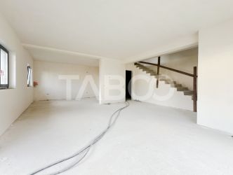 Casa tip duplex de vanzare cu 4 camere in Floresti zona Parcul Poligon