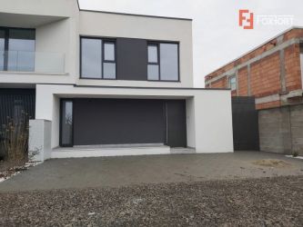 Casa tip duplex, design deosebit, Dumbravita - V1070