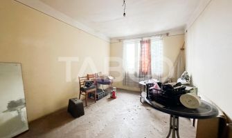 Casa tip duplex in cartierul Gruia cu teren generos