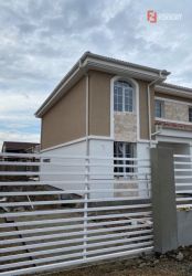 Casa tip duplex - pozitie excelenta - Mosnita Noua